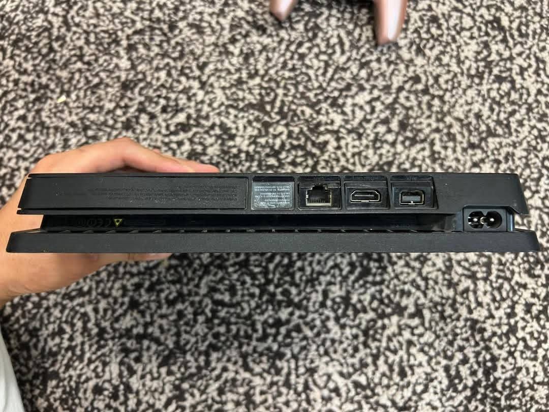 سلام عليكم 'ps4 مهكر نظام 12.02
ويا UBS وثنين جوستك وجميع ملحقاته جهاز نضيف تفحص وتاخذ البلي،


**إذا كنت صاحب هذا الإعلان وتريد حذفه لأي سبب، رجاءا أرسل رسالة إلى الدعم الفني**