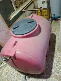 خزان ماء 500لتر نضيف مع قفص حديد مكيف اللبيع اتصل على هذء رقم 07809468...