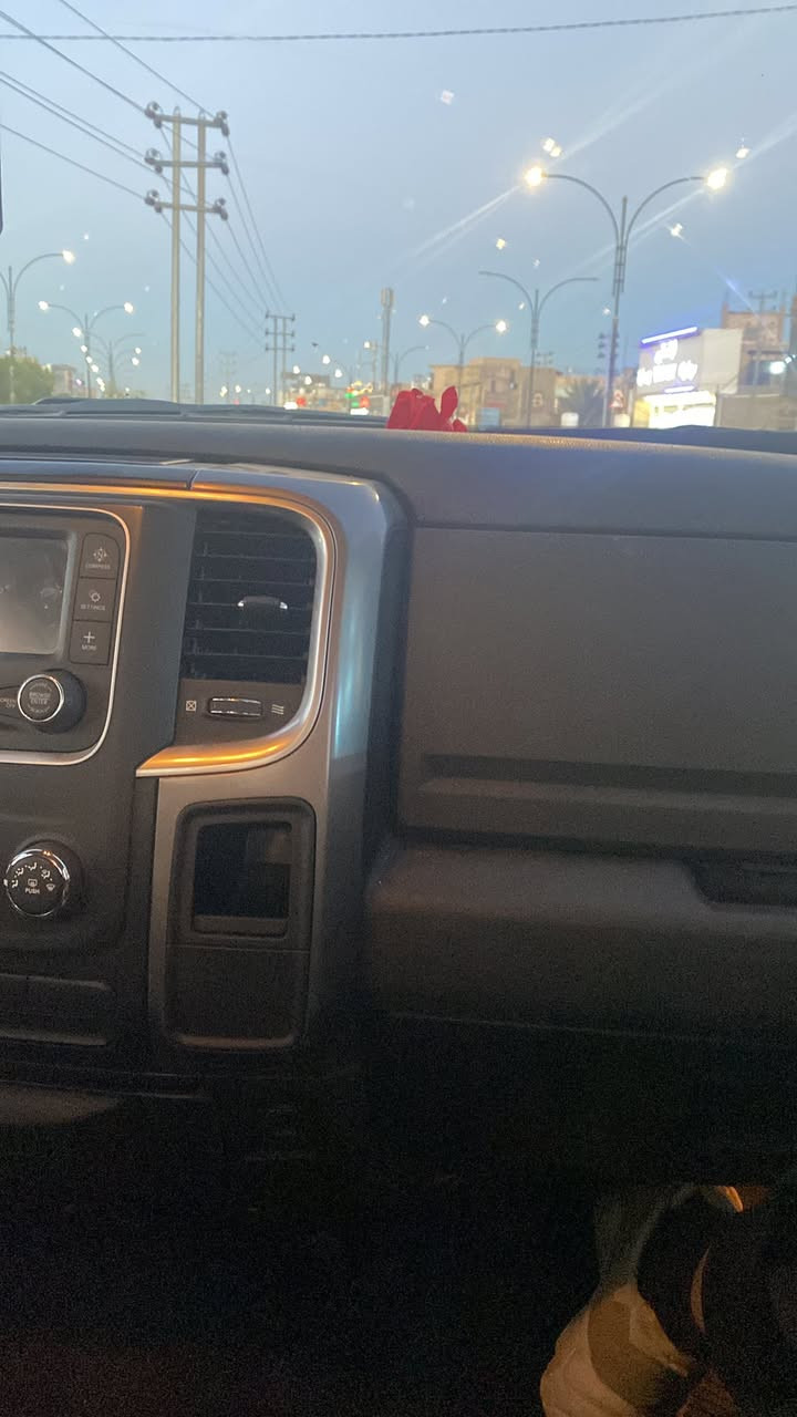 السلام عليكم RAM  فئه الكلاسك موديل 2021 مراوس او بيع ب١٩٥$ لل استفسار ***********
