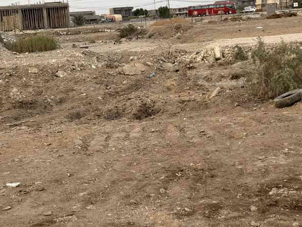 سلام عليكم اخوان قطعه ارض طابو زراعي سند 25 قرار محكمة مساحتها 250 متر ركن علا شارعين الوجه 12ونص ونزالها 20 قريبه علا الشارع الخدمي مال الزوار وعرض الشارع مالتها 50 متر سعرها 26 وبيها مجال للاستفسار ***********
