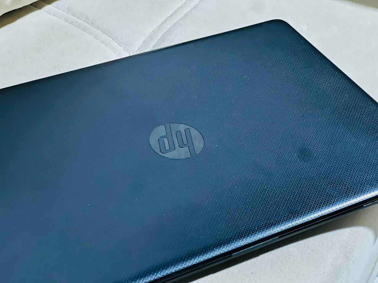 📢 للبيع لابتوب HP – حالة ممتازة
🔹 المواصفات:
المعالج: Intel Core i7‑8565U (جيل 8)

الذاكرة (RAM): 8GB DDR4 2400MHz

التخزين: Lexar SSD 240GB (سريع)

كرت الشاشة:
• Intel UHD Graphics 620
• NVIDIA GeForce MX130 – 2GB

الشاشة: 15.6″ Full HD (1920×1080)

عدد المنافذ: 
📌USB-3
📌HDML-1
📌 RAM
📌 قرص CD

✔️ بطارية جيدة 

✔️ مناسب للاستخدام اليومي وبرامج الأوفيس
✔️ مناسب للدراسة، تصفح، وأعمال التصميم الخفيفة

اللابتوب كلش نظيف وحلوو سلسل بالاستخدام مابي لا تعليك ولا اي عيب وسعره حلوو 

🛑 اذا مو شراي لا أتعبني 
💰 السعر: 300

📍 التواصل:
📱 ***********

📍 مكاني تكريت
