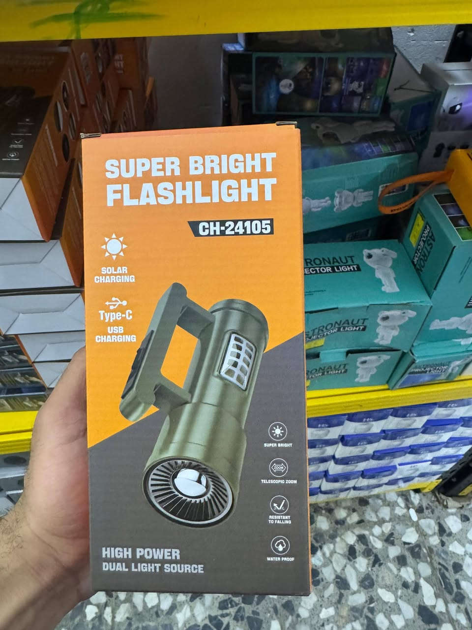 لايت عسكري شحن +طاقه شمسيه
تخفظيات السعر 🔥👉 
السعر 10 آلاف 
حجز والاستفتسار واتساب 
***********📱
يوجد خدمة توصيل 🚕 
محافظات 5 الاف 
بابل المسيب 3 الاف 
المسيب حي العسكري 🏍️ مجاني
