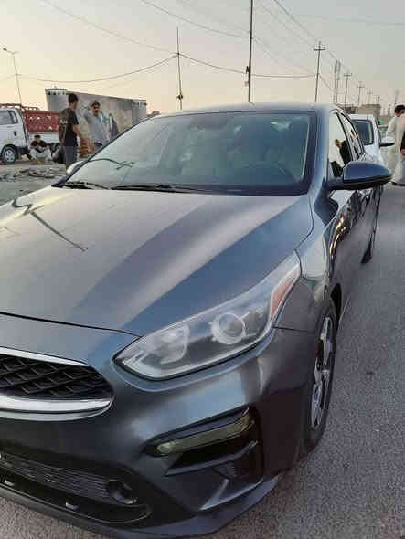 الون رصاصي فيلي السياره ماشيه 75000كم اوتوماتيك محرك 1.6T الوقود بانزين وارد أمريكي الاوحه بغداد خصوصي رقم الهاتف *********** Singapore
