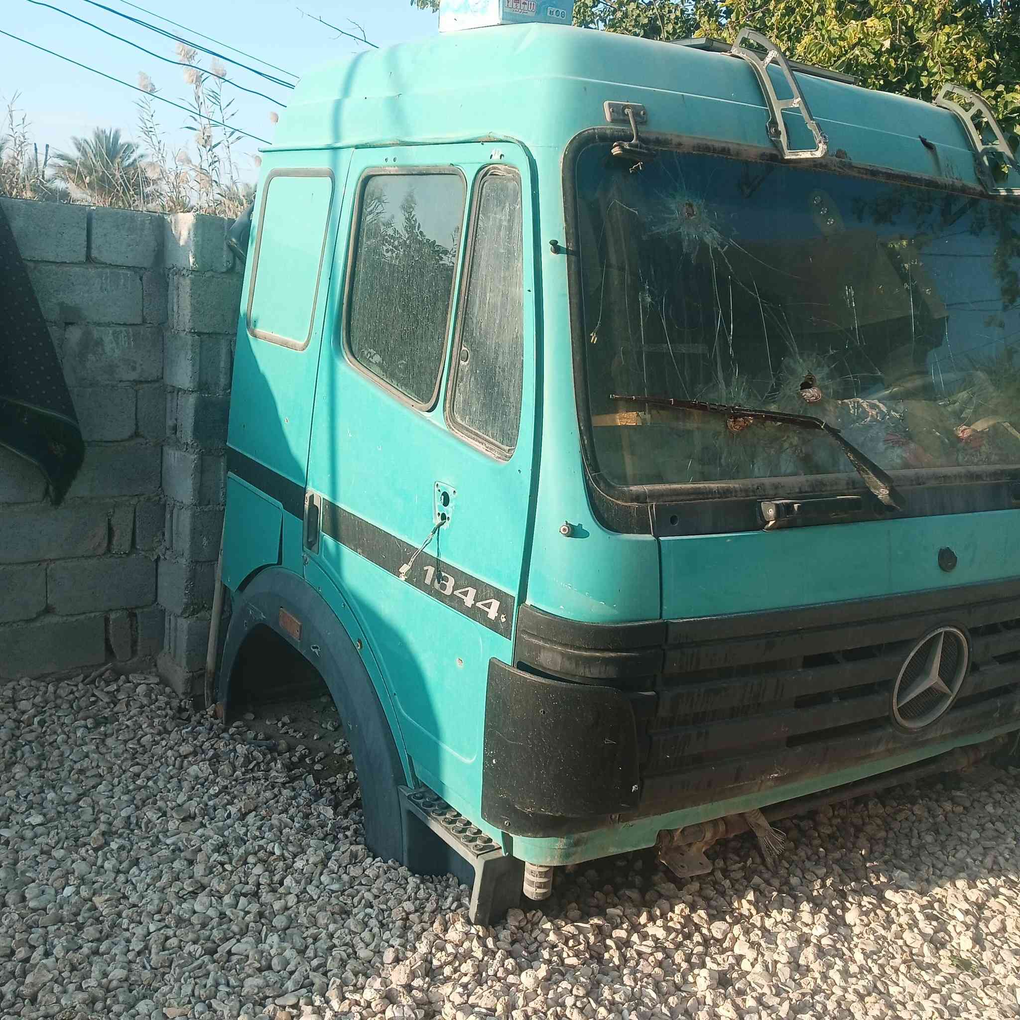 السلام عليكم قماره للبيع الاستفسار على هاذه الرقم ***********
