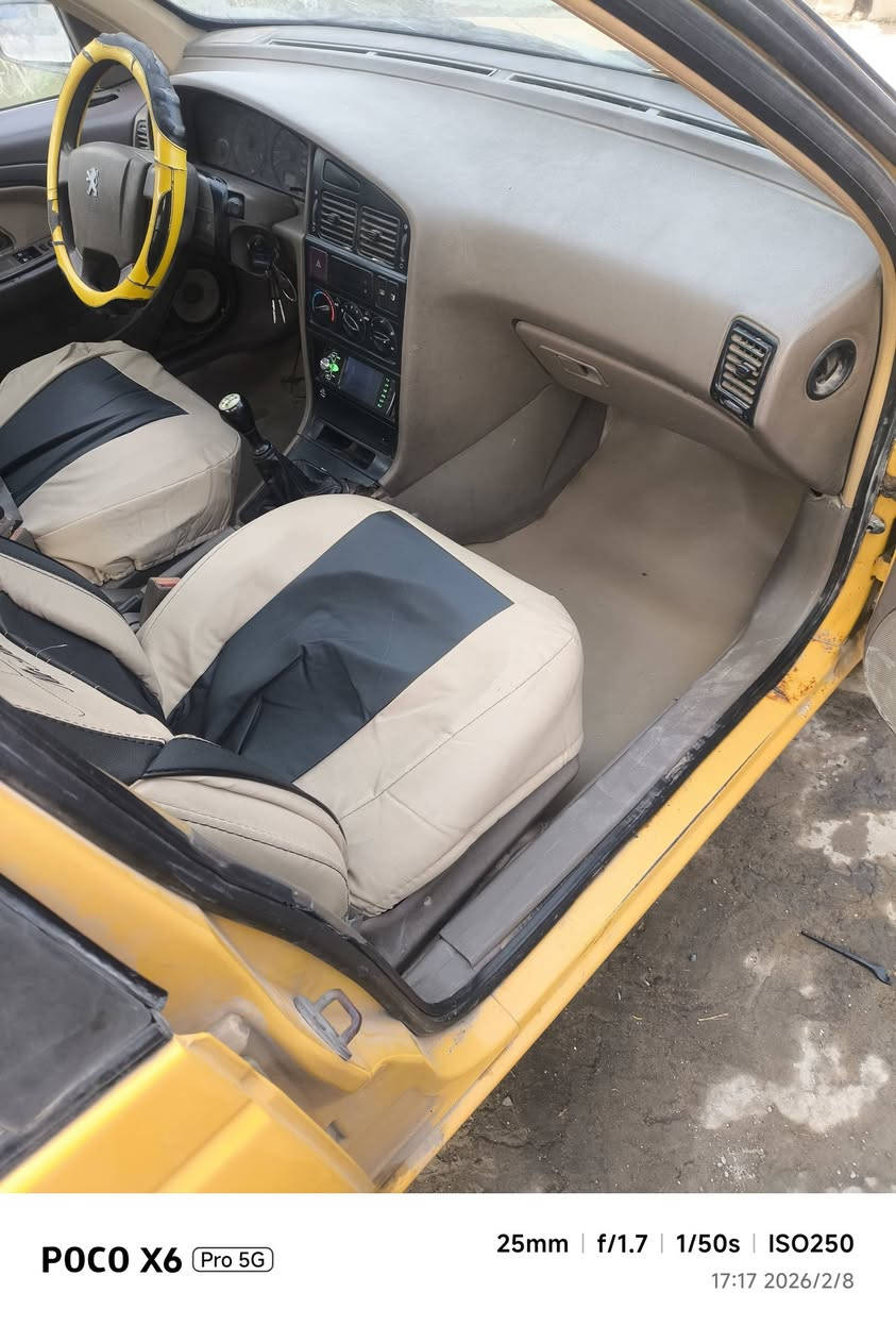 سلام عليكم بيجو لميس 2016 بيها ضربه بل جاملغ الخلفي الوره سايق امبدل وجنطه امبدله الباب الخلفي الوره سايق ماامطبك عدل السمكري مامشتغلها عدل علمود اكون صريح والباقي مكفوله كير محرك شرط دبلات خلفي جدد السعر 40 وبيها مجال السياره ابسمي بغداد الدوره *********** ومثل ما أوضح بل صور
