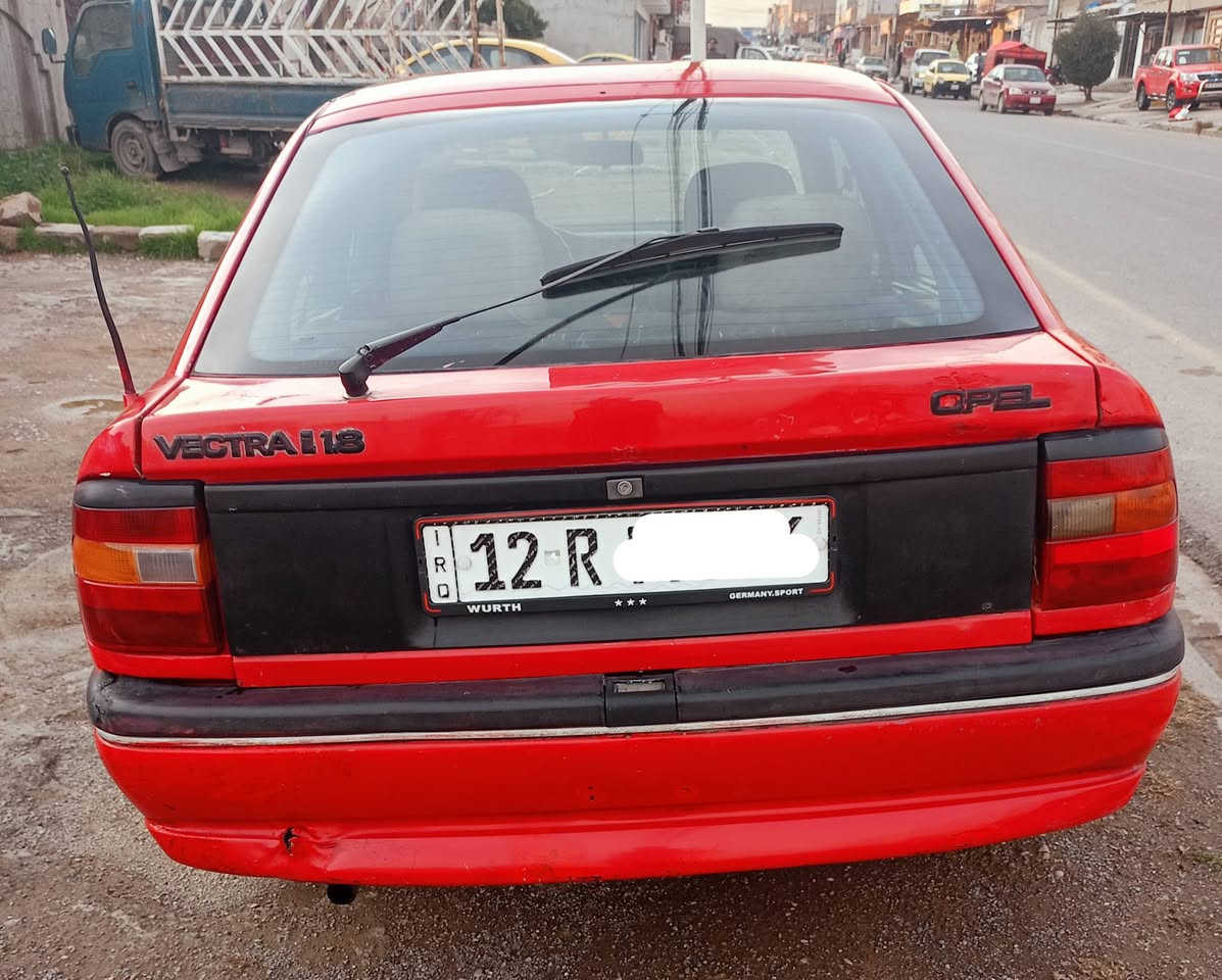 السلام عليكم فكترا حجم 18موديل 1991
رقم نينوى دولي
شرط التحويل 
كابون بيها
سنوية عضم للـ2030
كير ومحرك شرط 
طخم الامامي والخلفي جديد 
طخم تاير جديد
السيارة بيها ضرر بتكمة السائق 4 اصابع معدله بارد
السيارة كلش حلوه ونضيفه مال جناي
سعر السيارة 37 وبيها مجال للطيبين 
رقم الهاتف /***********
اسيا /***********
