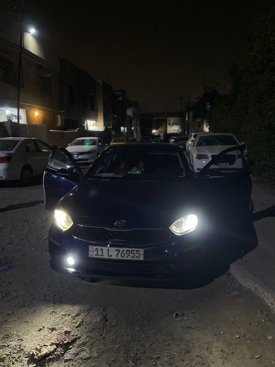 السلام عليكم كيا فورتي 2020 لبيع بيها خشم بنيد بارد و باب خلف الصدر مبدل و هلال جاملغ خلفي صبغ و مواصفات EX
السياره نضيفه و ماشيه 120.000 و محرك 2000 دوش سعرها 140 ورقه 
رقم التلفون ***********
