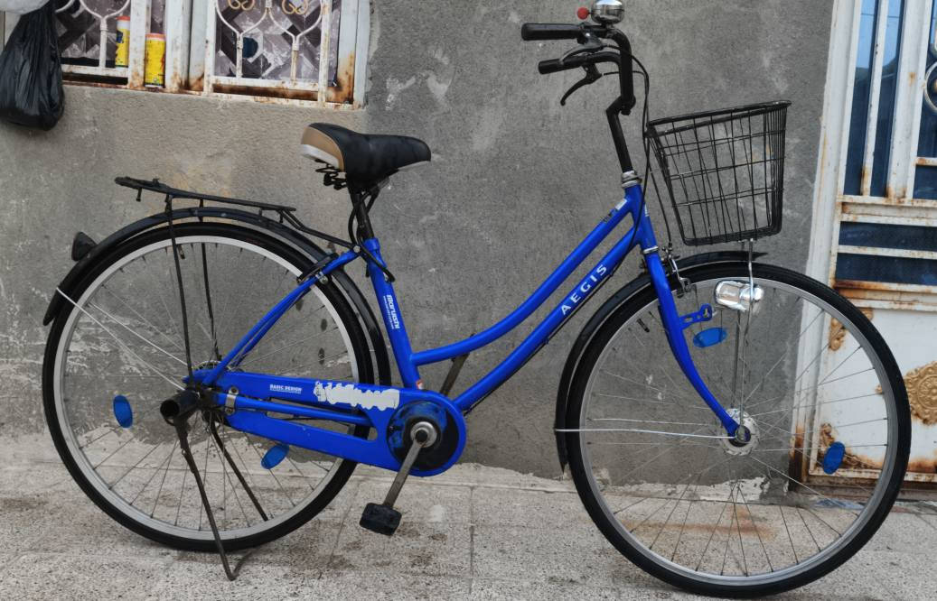 بيسكل موديل 2016 نضافه 90% حجمه 26 
رقم ***********
مكاني العماره حي النداء 
سعره 110 وبي مجال عمارة, ميسان
