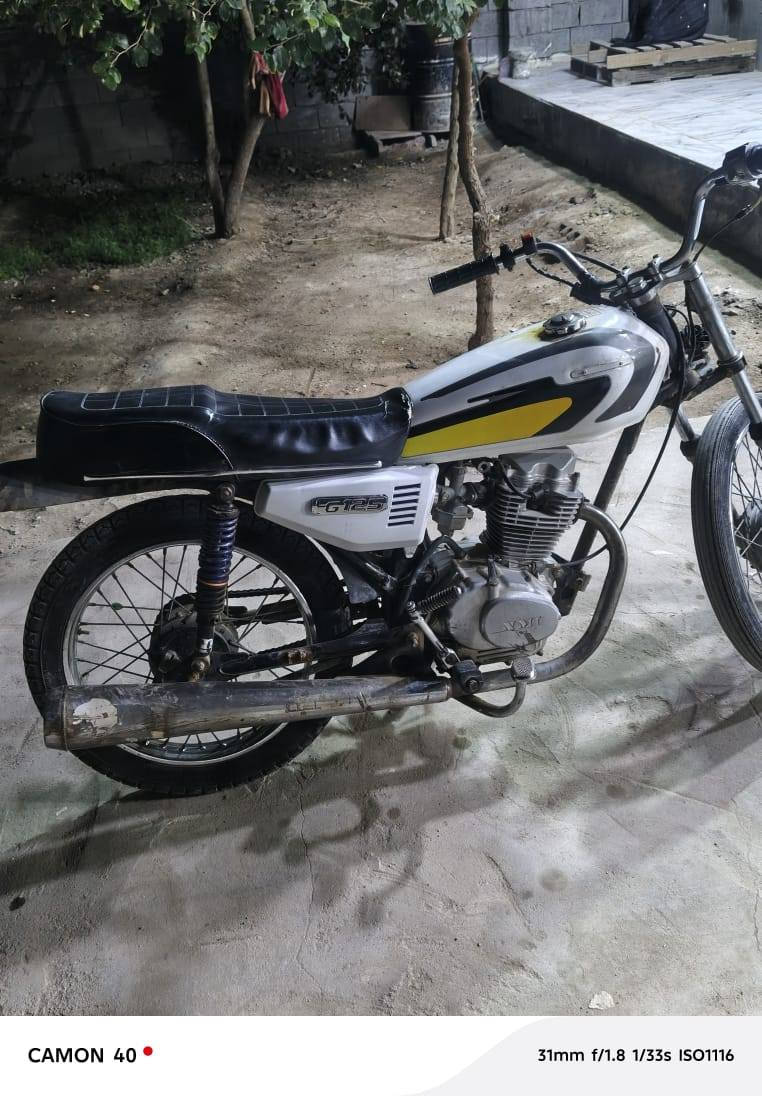 متاح ايراني اربعه كير مكينه نامه موديل 2021 شلامجه الاصليه
مفتوحه مره وحده 
الدراجه مو تعمير ابلاديه
تانكي جديد وتايرات وره وكدام جدد
الدراجه احله من الصور 
السعر 350 وبيه مجال 
الرقم ***********
مكاني البصره قضاء القرنه
