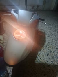 ماليزي تجفيت صار يومين سلف هندر شغال السعر  2500 // 07804699190