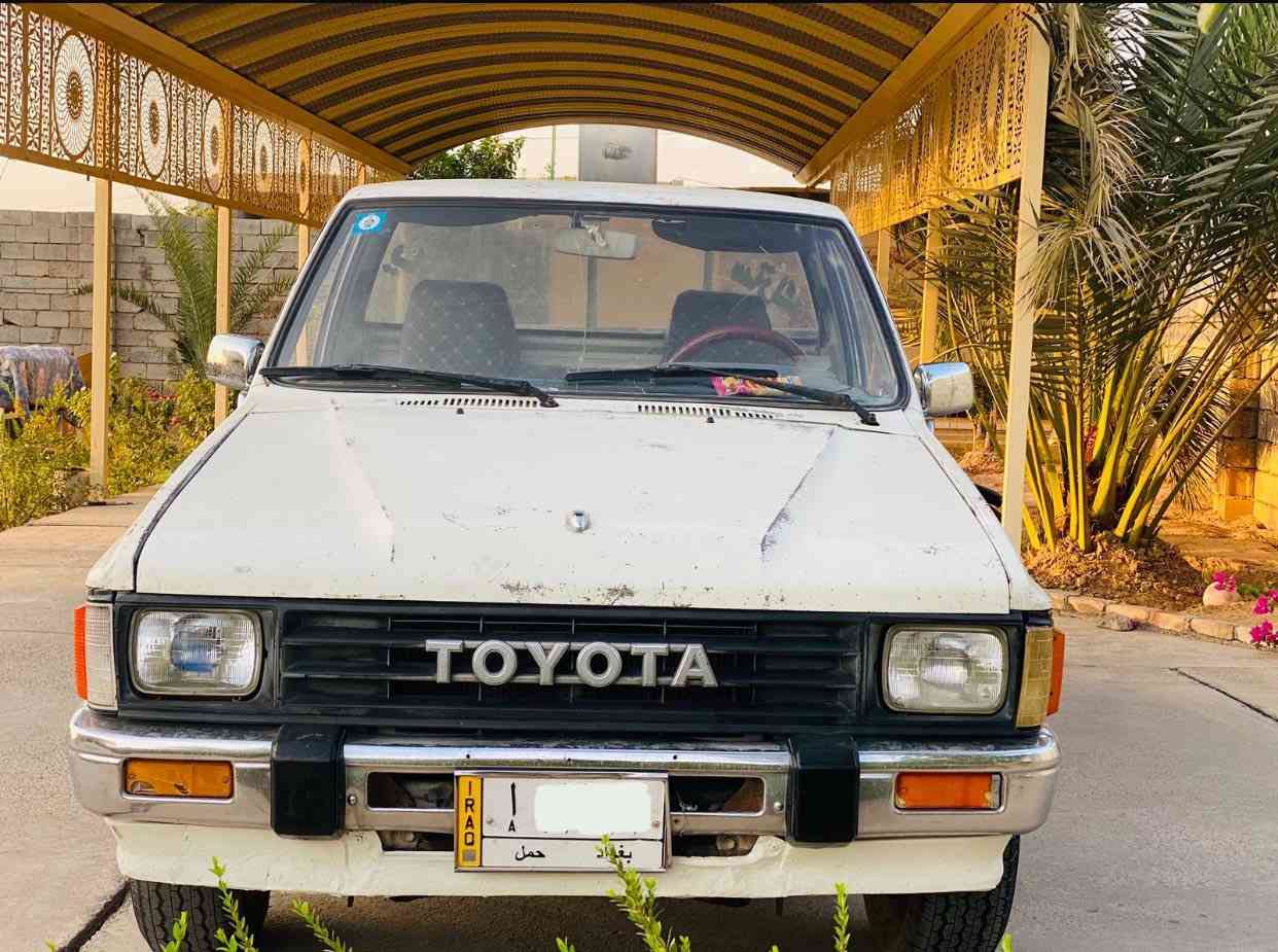 السلام عليكم للبيع بيكم 1988
رقم بغداد الماني سنويه 27
مكفوله كفالة عامه ( محرك حاويه
تخم تاير  السيارة ما ناقصه برغي 
مكان السيارة صلاح الدين/ بلد 
للاستفسار ***********
