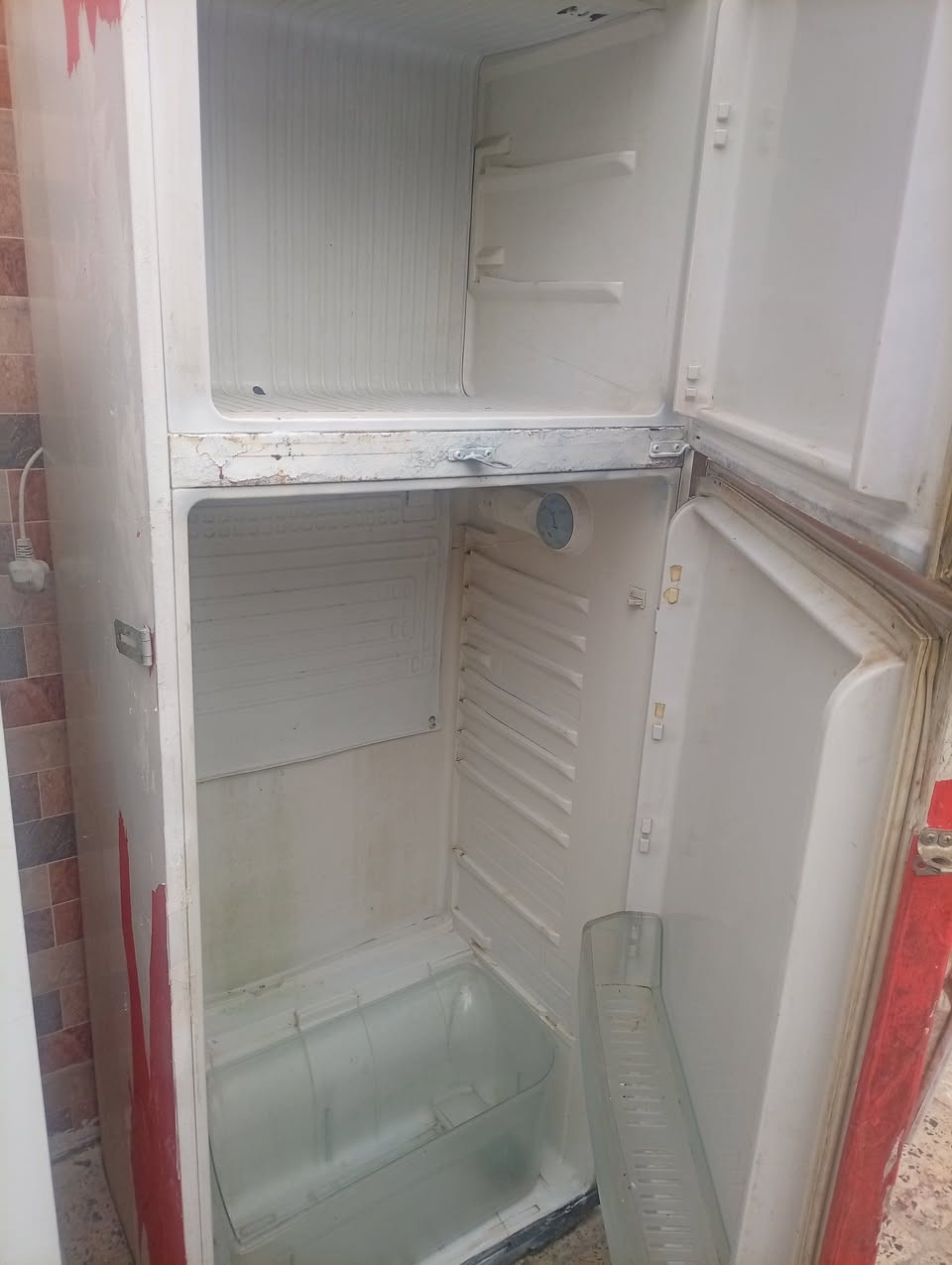 ثلاجة ٢٢قدم  ماطور جديد فقط  الهيكل متائكل من الاسفل 
السعر ١٠٠ شرط التجميد ضمان اسبوع اذا ماعجبتك ترجع 
ثلاجة ١٤قدم  نظيفة ١٠٠ضمان اسبوع اذا ماعجبتك ترجع 
غسالة سامسونج ١٢ السعر ٢٠٠ ضمان اسبوع اذا ماعجبتك ترجع
اذا اتاخذهن كلهن  السعر بيه مجال


**إذا كنت صاحب هذا الإعلان وتريد حذفه لأي سبب، رجاءا أرسل رسالة إلى الدعم الفني**