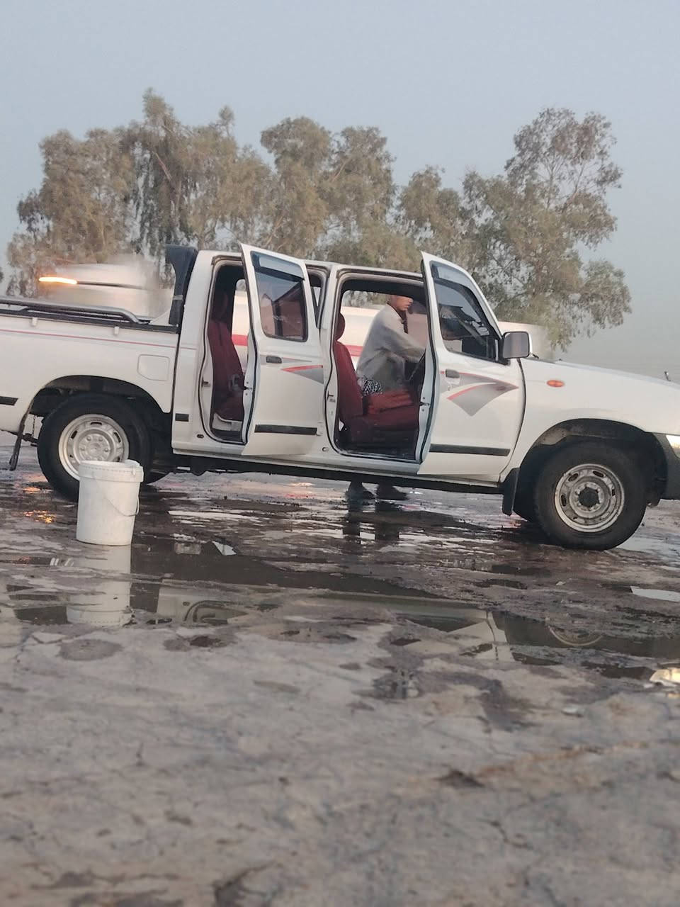 سلام عليكم نيسان للبيع موديل 14⚡ سياره النظيفه مع الكلمه المكان نجف براكيه للاتصال لهذا الرقم***********
