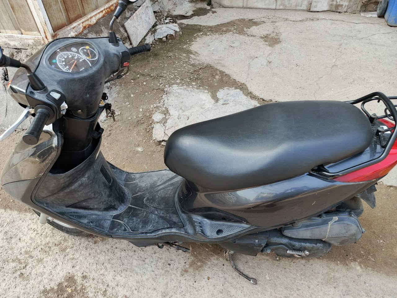 السلام عليكم اكزز البيع النظافه مثل المعروضه كدامكم ستان حساس  كهربائيّ كهربائيّة شغاله كامله  سلف هندر   
مكاني الشعب  ***********
