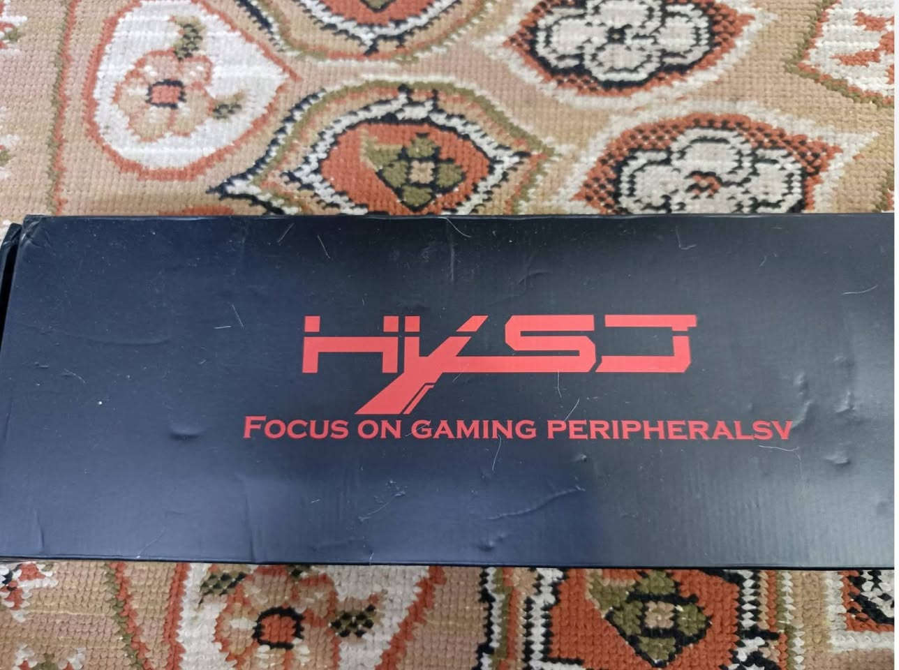 اي شي يعجبك انطي سعرك وتوكل تريد تراسلني واتساب *********** تريد عل فيس
