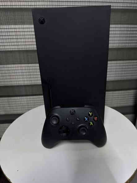 للبيع اكس بوكس سيرسx
مكاني بغداد 
***********
سعر625
كارتونة وكافة ملحقات موحودة
