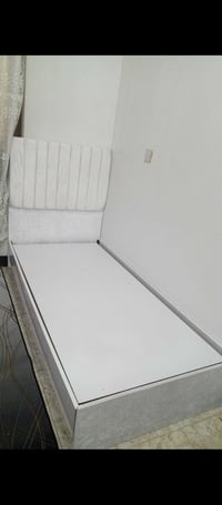 سرير • غرفة نوم