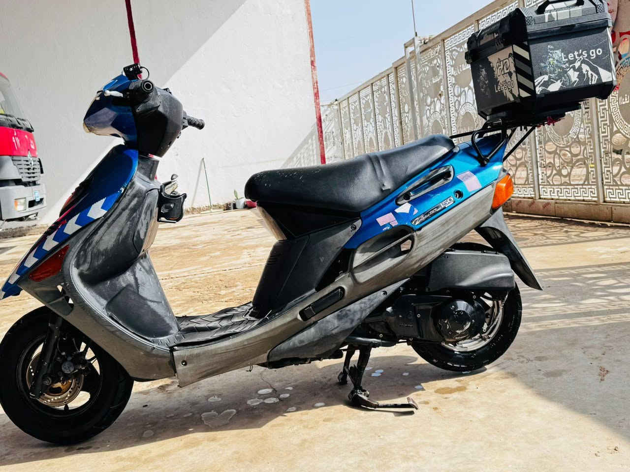 سلام عليكم دراجه لبيع سوزوكي فيكستار 150 سيسي ميسان قلعه صالح غير متواجد على لفيس اي استفسار اتصال على هاذ لرقم *********** لسعر 800 وبيه مجال
