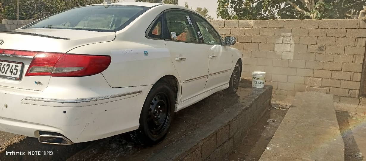 سلام عليكم 
ازيرا موديل 11 خليجي 
حادثه جاملغ خلفي واصل تكمه لخلفيه وجاملغ امامي مبدل صبغ عام 
تخم تاير جديد 
تتفئ تبريد شغال
صدر امامي خلفي 
مكينه ٣٨٠٠كير ٦نمر مكفولات 
شواصي لغود قماره حوض جنطه مكفولات من اي عيب شرعي 
السعر 77وبيه مجال 
مكان السياره بعقوبه 
رقم الهاتف اتصال او واتساب ***********
