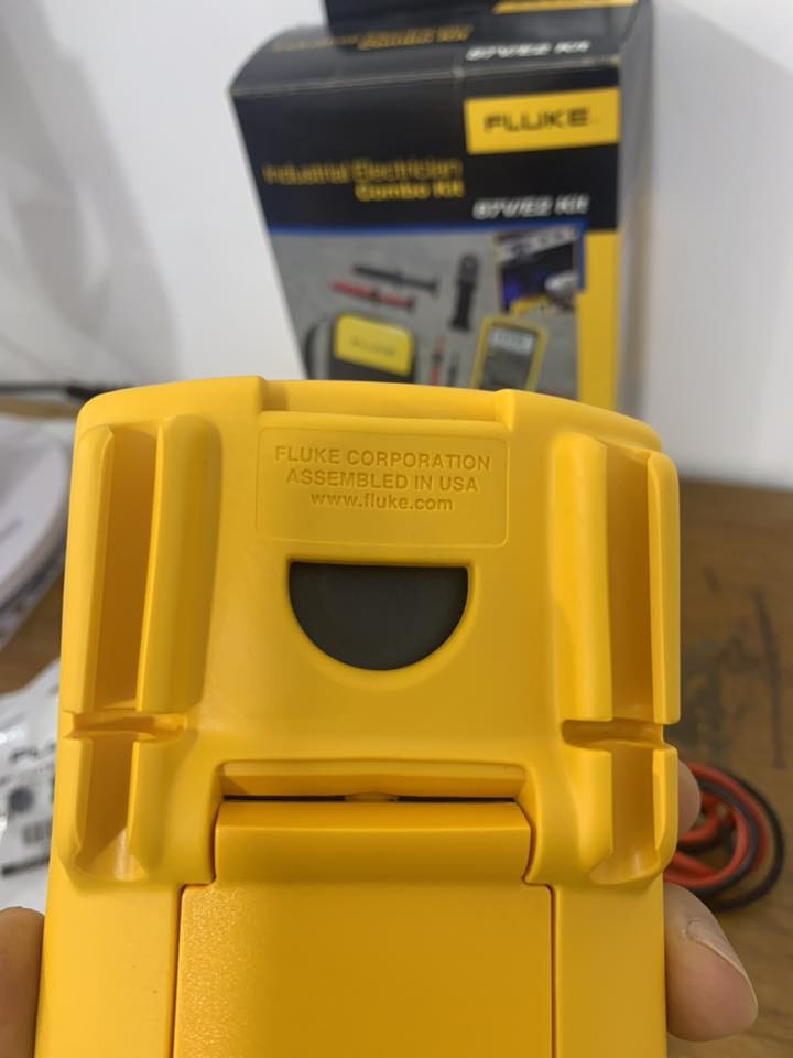 87V 
للبيع مع كامل الملحقات صناعة امريكي من امريكا مو مثل الي بوكالة العراق صيني او ماليزي
السعر 600 دولار قفل اخوان لان هو بس الجهاز ب 600 والملحقات كامله حمالات وقراصات وبروبات وثرموستات سعرهن اكثر من 300 دولار اني ابيع الكل ب 600 دولار لان محتاج وعندي 179 استخدمه لشغلي هذا ما محتاجه نضافة موضحة بالصور اللزكات عليه والسدادات مال فتحات بعدهن بالجيس  وكتلوكات كاملة العنوان كركوك توصيل متوفر


**إذا كنت صاحب هذا الإعلان وتريد حذفه لأي سبب، رجاءا أرسل رسالة إلى الدعم الفني**