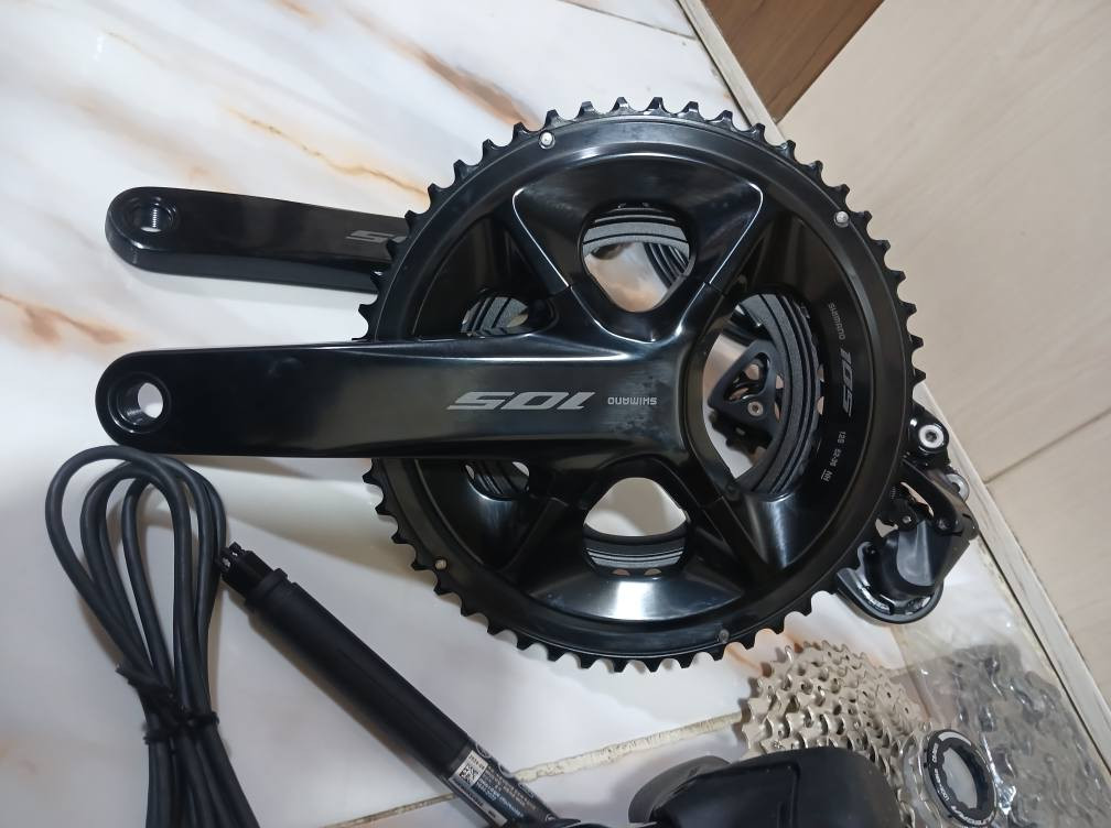 السلام عليكم كباتن متوفر سيت كروب شيمانو ماركة/105/7170/
كهربائي دسك هيدروليك جديد غير مستخدم 
السعر المطلوب /750$/
العنوان البصره الجمهورية شارع المكاتب 
***********
***********
تحياتي للجميع أخوكم محمد المنصوري
