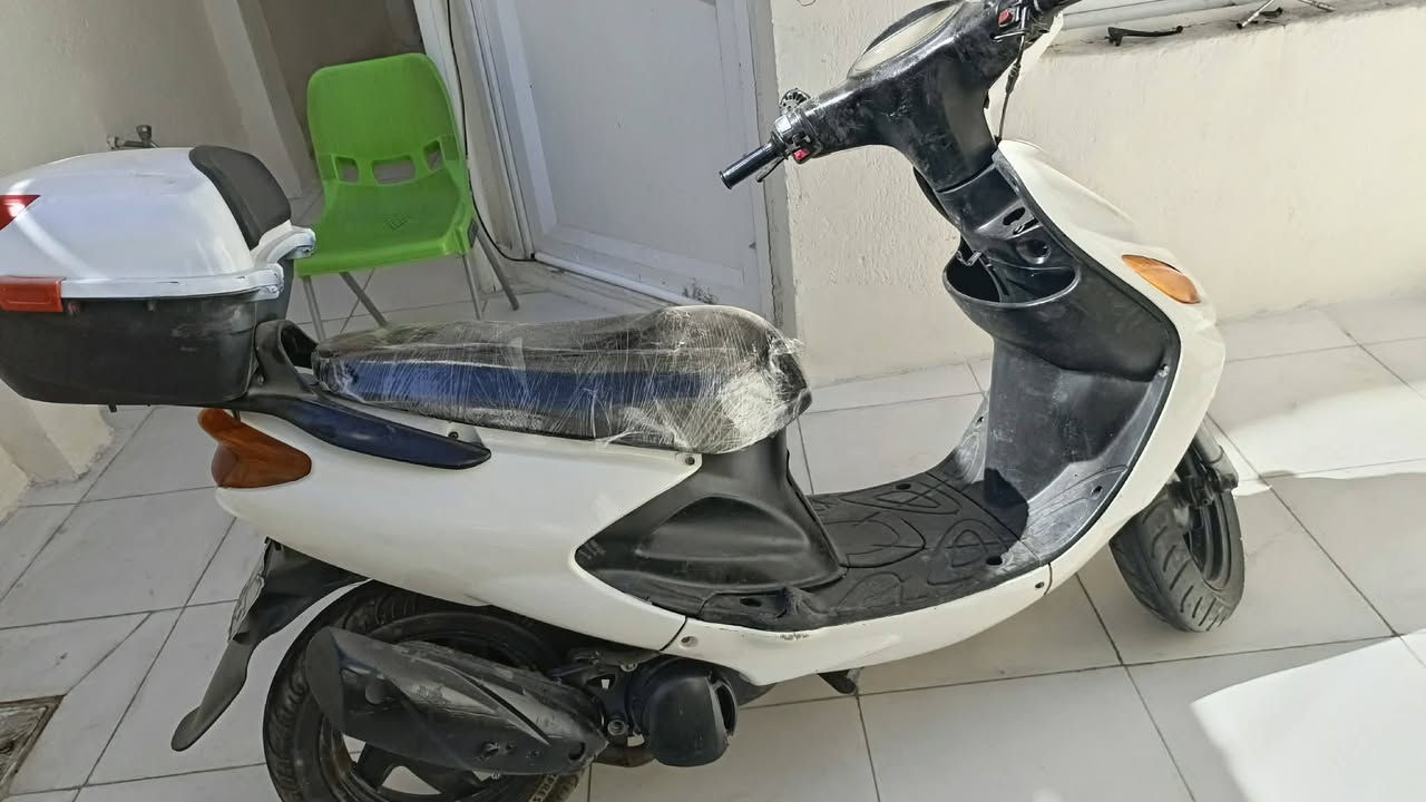 اكزز خبط ياباني مكينه مجفته ع ايدي ..صالنصه جديده كابريتر جديده شوته جديده قايش وكلجات جدد تايرات جدد نقص سلف وباتري ... موجوده كربلاء حي الاطباء السعر 350 وبيها مجال مامتواجد فيس التواصل على الرقم
***********
