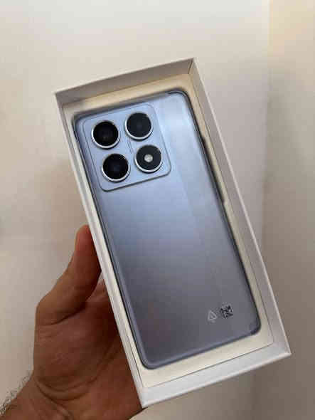 سلام عليكم
للبيع فقط 

شاومي 14t pro تيتانيوم ازرق

غير مستخدم فقط مفتوح كارتون كامل ملحقاته

الشاشة: 6.67 - 144 هرتز - AMOLED

الذاكرة: 512/12

الكاميرا من لايكا: 50 اساسية + 50 تليفوتو + 12 الترا وايد المعالج: Mediatek Dimensity 9300 Plus ببجي 120 فريم 

البطارية: 5000 - 120 واط

السعر 550 وبي مجال 

مكاني نجف توصيل جميع المحافظات

***********
