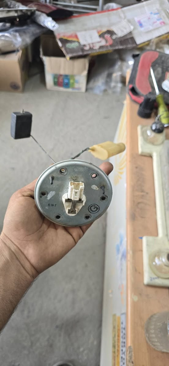 كماليات وادوات ملكة شاهينة راس الثور العنوان نجف رضوية بداية شارع المعمل توصيل موجود*********** وانساب
