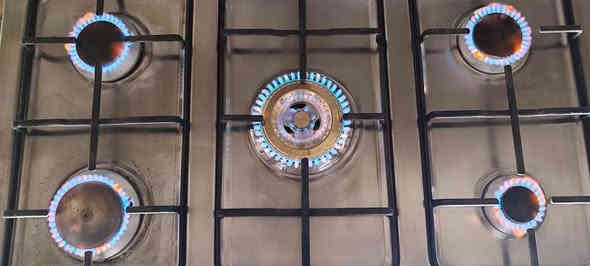 طباخ فريش مصري كله شغال وعلى الفحص السعر 180العنوان نجف حي الرحمه شارع عشرين مقابيل سيد ستار ابو الانشائيه للتواصل خاص او الاتصال بالرقم ***********
