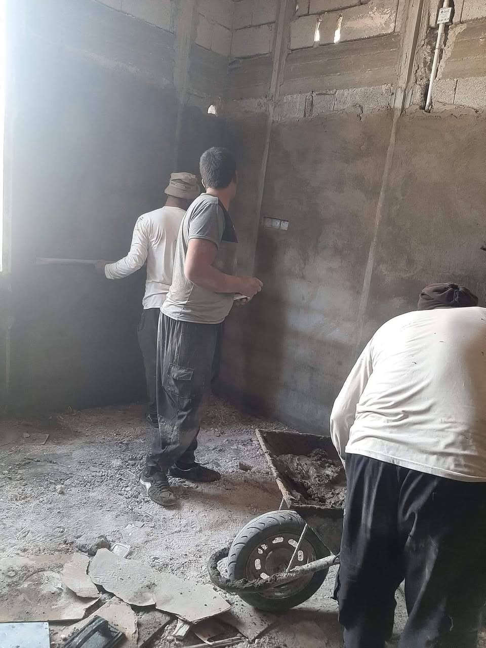 سلام علیكم انی لباخ بناء اسوی جوز سقف ثانی ای شی تردون اسوی یلكم هایدا شغلی شوفی یدا عجبكم هادا ره قمی مجود ***********
