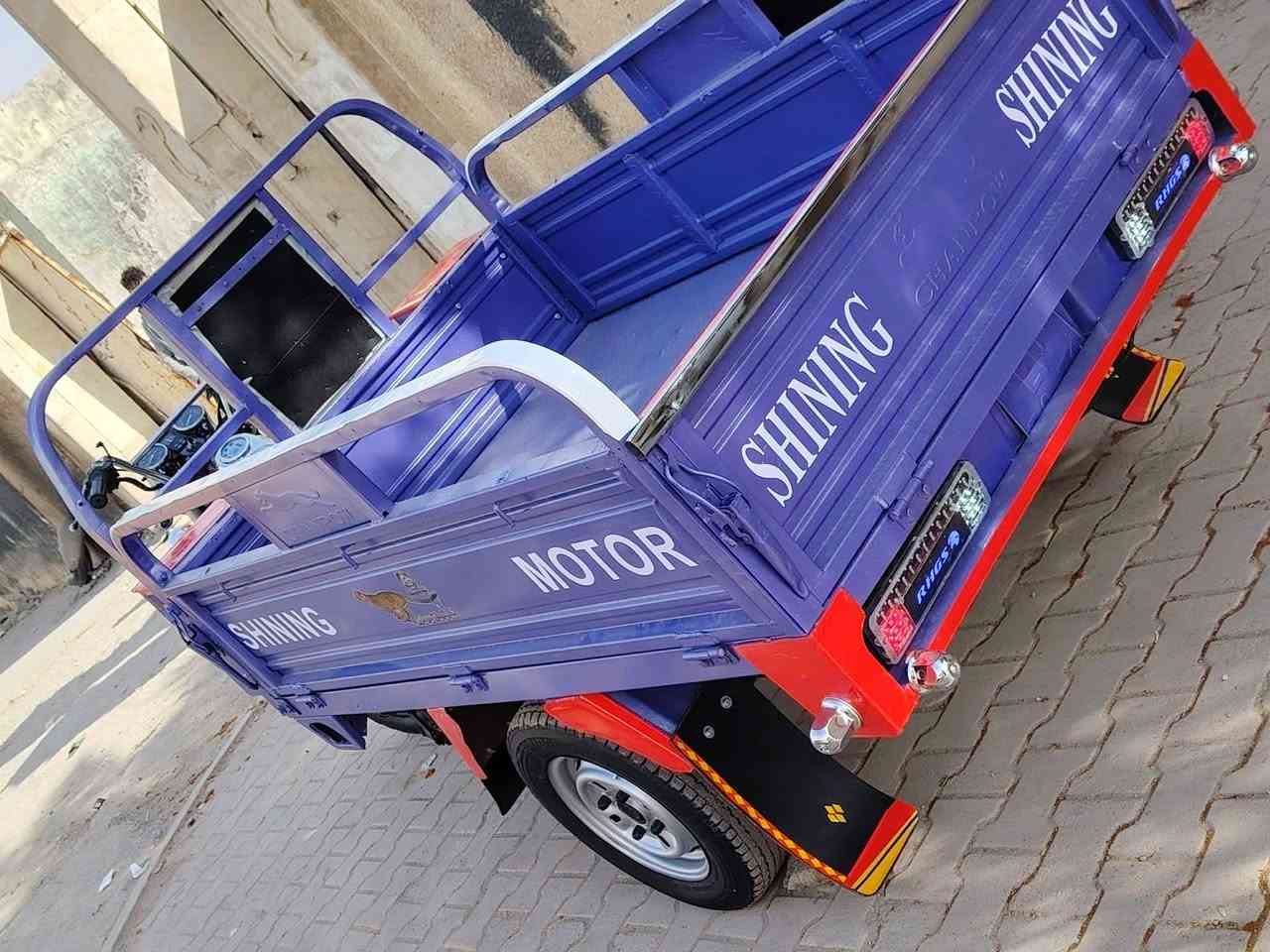 سلام عليكم ستوته جمره باب اول أوراق اصولي اكاتبك وي الوكيل مديل 2020 وبيهه محرك 2024 غراضهه كلهه 24 شاصيهه وركبتهه مكفولات كفالة عامه لا لحيم ولامعجون بيهه تخم تاير جوبلس جديد كهربائيات كلهه شغاله ستوته كلهه شغاله مابيهه اي نقص نكره سلف ستوته فقط مصبوغه حراري للجماليه وشوفت عينك نضافتهه ستوته مال جنيان ونضافتهه نفس البل صوره مكانهه بديوانيه***********
