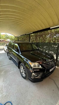 للبيع او مراوس لكزس 2014 lx570 (بريم) خليجي وكاله مكفوله من الضربه وال...