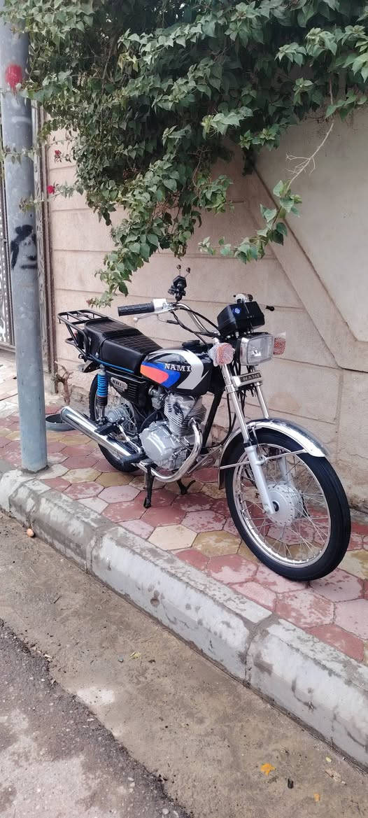 السلام عليكم
من رخصة الأدمن 
دراجة شلامجه بدون اوراق 
مكفولة من العشاير والسرقة والحادث
تعمير كله جديد 
الشاصي شلامجه الكصبه الرفيعه لا ملحوم ولا بي چوي
المكينه مامفتوحه 
السعر 800 
التواصل على الرقم *********** 
او على الخاص 
مامتواجد بالتعليقات
