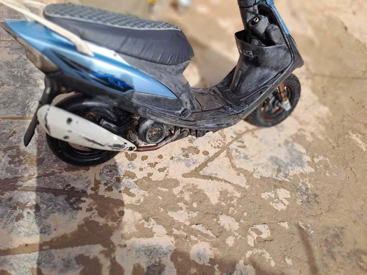 سلام عليكم دراجه ماكس البيع دراجه 55درجه شلعه او معدل خير من الله هندر او سلف كهرباءيات كلهه شغاله اشاير لايت. الون مميز. صالنصه شيال. عالي FM      سكن سعر خاص *********** مكان الدراجه قضاء عفك
