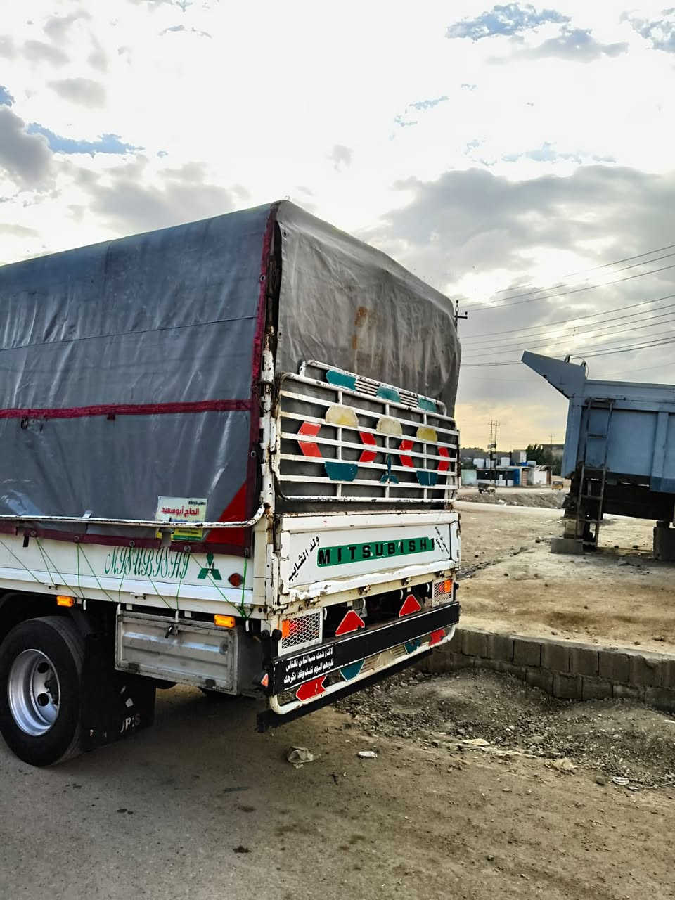 سلام عليكم كنتر للبيع موديل 2016 فول محسن كويتي مكفوله كفاله عامه محور كامل 17ونص  رقم بغداد بسمي ثاني يوم تتحول والسعر 235$وبيه مجال والاتصال على هذا الرقم ***********📞 لا تجي خاص مكلف بلنشر
