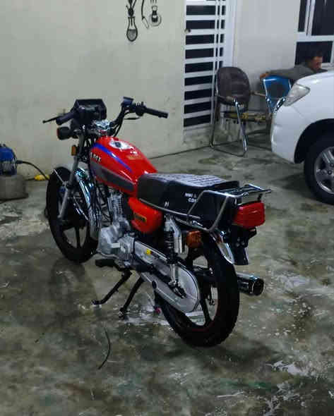 سلا عليكم دراجه بدون أوراق شوفت عينك النضافه مكاني عماره السعر 1400 وبيه مجال لشراي ماتشتري لاتخابر    يم حيدر حميد***********
