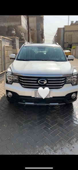 جي اي سي  تصنيع بالاشتراك مع شركة تيوتا وترايها جديد  كير ومحرك وتبريد ياباني مكفول وكالة ايسن وملحقات  غراضها كله ياباني رزانة ومتانه فول
بيها طخة بسيطة عله كد 3 اصابع بقبع الصندوك وممصلحها يشوفها الشراي يله
موديل 2020 ضمانها لل2026 
١-محرك 2000 توربو مبرمج عادي محسن
٢-كامرات محيطية 360 درجة امامية وخلفية وجوانب وعند الاشارة هم تشتغل
٣-ماشية 111 الف بضمان الشركة بعدها 6سنوات وعليها صيانة جديدة وحدادية بلاد مكفوله
٤-السيارة مكفولة وبأسمي ثاني يوم تحويل
٥-الكشنات خزن ميموري وكهربائي التحكم السائق والصدر
٦-الزجاج السقف بنوراما والجوانب عند الاقفال تصعد
٧-الكير اربع وضعيات عادي واقتصادي وجبلي وثلوج ٧ نمر 
٨-اللايتات زينون وتحكم اوتماتيك عند المنحدرات ويه الستيرن
٩-تدفئة استيرن وتحكم اوتو بارك ومانع اصطدام وتحكم بالمسار 
10-تمشي بانزين عادي ومحسن وبالصيف تبريد ثلج امانة الله ورسوله
١١-عزل عالي ورزانه ومتانه وغراضها مال فورجنر وكامري وكلشي بلادي الحمدلله
12-تشغيل عند بعد وبصمتين
ورادار امامي ورادارات جانبية وخلفي كذلك
وبعد بيها هوايه مواصفات خير من الله
‏‎13-ترحيب ودخول ذكي وكشنات تتقدم عند التشغيل
14-ابل كار بلي وعرض على الشاشة
‎15-تايرات جديدة وكالة كوري شديتلها يعني مناقصها شي كاملة
السعر 165 وبيها مجال بسيط
***********
***********
