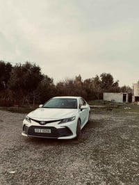 كامري هايبرد تكسي دبي ٢٤ اصل للبيع اصلها ابيض حادثها جاملغ ايمن وبنيد ...