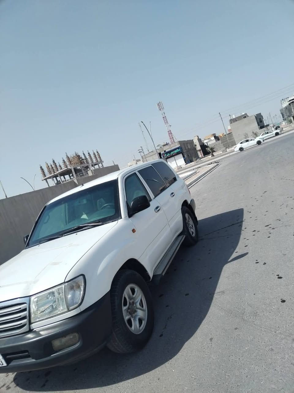 لاندكروز مصفحه ادوات
موديل ٢٠٠٦
كير عادي بانزين 
كير ومكينه مكفولات 
تبريد ثلج 
مكاني البصرة السعر ٤٥
***********
