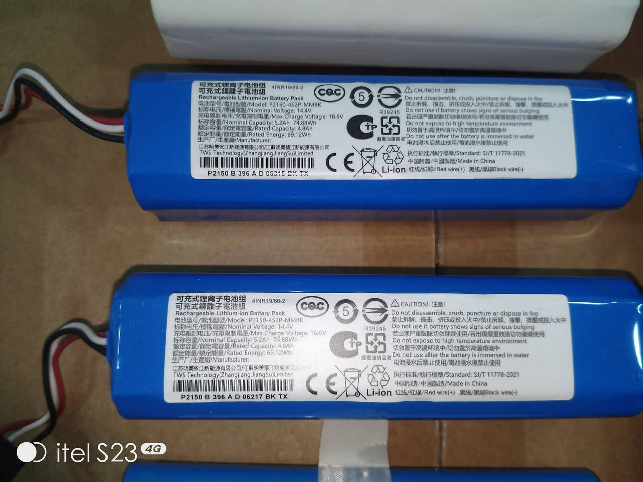 تتوفر جميع أنواع البطاريات الأصلي لمكانس الروبوت شاومي ودريم وربوروك وفق الموصفات المعتمدة لجهاز في المركز العراقي لمكانس الروبوتات والانسان الالي او مراسلة واتس اب برقم ***********
