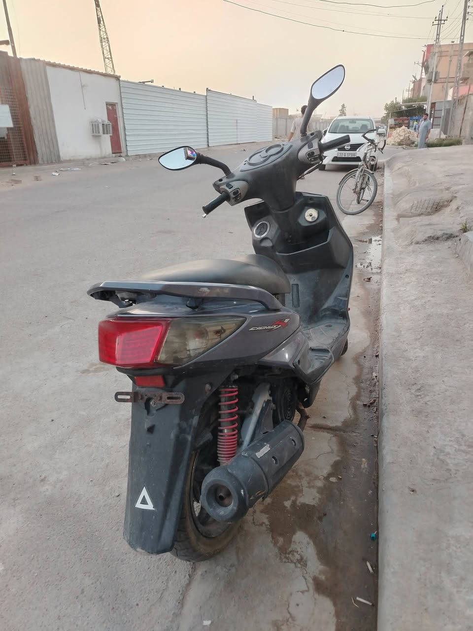 سكنس فحل كابريتر
بلادي كل نقص مابيها
محرك مكفول
ختم واحد
مكانها حي الجهاد
سعر 900

***********
