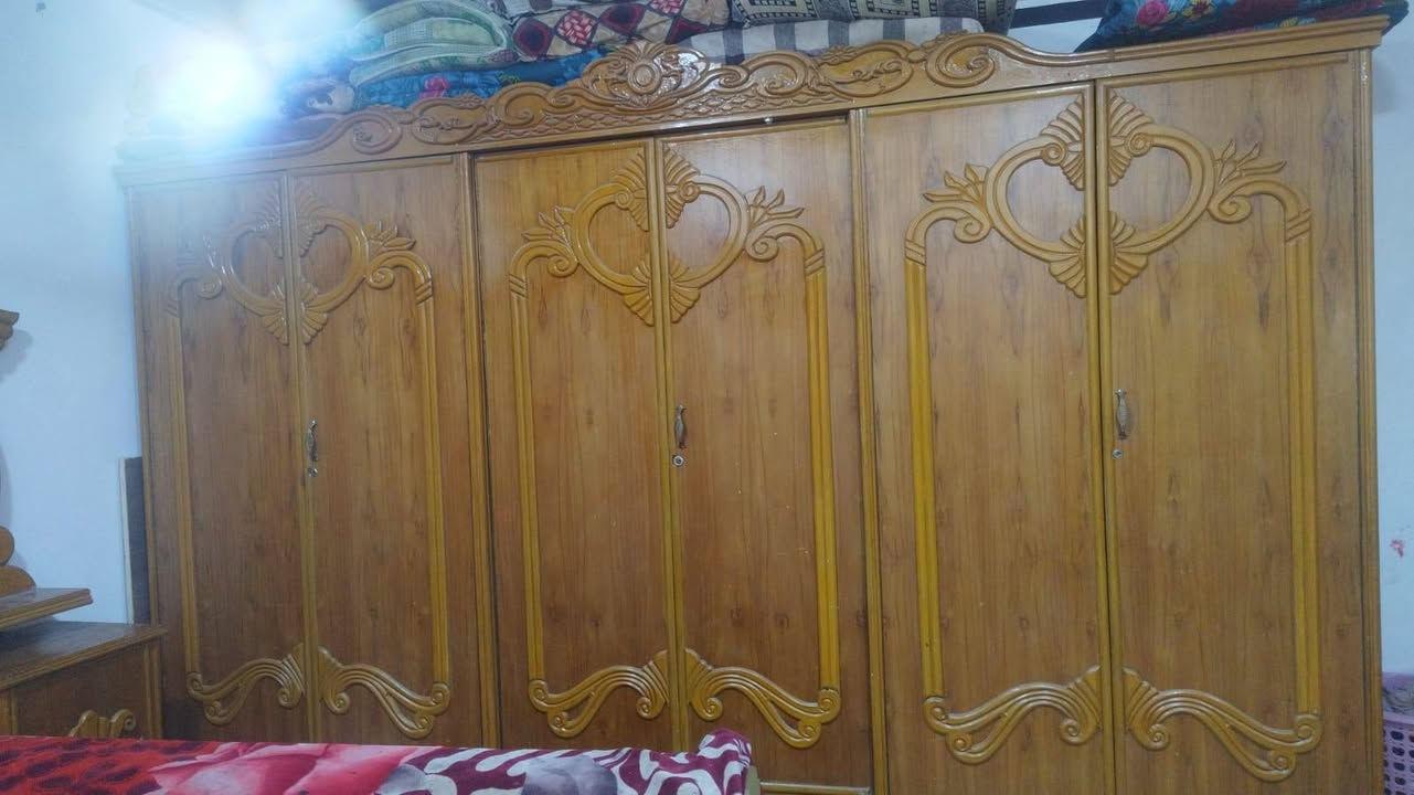 من رخصه صاحب الكروب  غرفه للبيع استعماله فقط سنه اريد ابيعه بسبب التنقل من بيت البيت يعني اجار سعره مليون ٣٥٠ الي يريده يراسل خاص شراي راسل مو شراي لاتراسل رجااء المكان نجف حي ميسان


**إذا كنت صاحب هذا الإعلان وتريد حذفه لأي سبب، رجاءا أرسل رسالة إلى الدعم الفني**