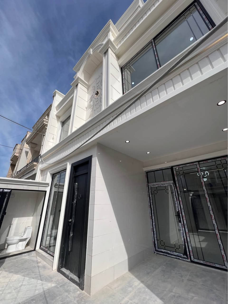 🔸سند طابو يتسجل بإسم اي عراقي
📍أربيل-بيت للبيع  حي خمسة حصاروك
مقابل شارع 12متر
➖مساحة 100M + 150M طابقين 
يتكون⤵️
➖5غرف نوم 
➖استقبال-صاله-مطبخ-مجموعه صحيات-كراج
📞للتواصل

📞للتواصل
📸 السعر والصورة متوفرة على قناتنا الرسمية في التليكرام 👇
🔗 https://t.me/bashdarsleman445
تابعنا الان وشوف احدث العقارات يوميا ع الصفحه الرسميه في فيسبوك
🔗https://www.facebook.com/share/1HPVCGBVGS/?mibextid=wwXIfr

📞 تواصل مباشر واتساب أو اتصال:
📱 ***********
📱 ***********

#عقارات_اربيل #شقق_للبيع_اربيل #بيو_لبيع_اربيل  #فلل_للبيع_اربيل #مجمعات_سكنية_اربيل
 #عقارات_كردستان  
#استثمار_عقاري_اربيل #عقارات_بغداد_سليمانية_اربيل  #عقارات_شمال_العراق  

⬅️ الأسعار والصور داخل القناة… لا تفوّت الفرصة

تابعنا الان وشوف احدث العقارات يوميا 🏘️
https://t.me/bashdarsleman445 أربيل, العراق
