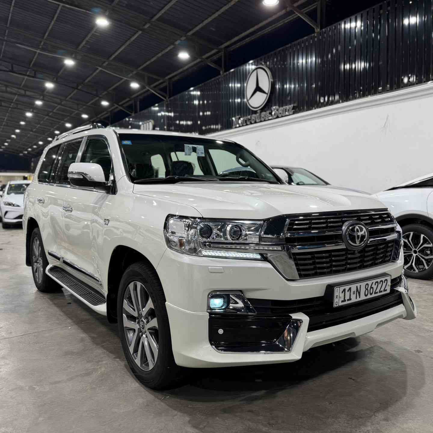 � تويوتا لاندكروزر 2016 – VX.S | وكالة SAS
✨ فول مواصفات × نظافة وكالة × استخدام راقي
💥 محرك 5700cc V8 – أداء قوي وثابت
🔸 جكات هيدروليك أصلية
🔸 أربع كاميرات رؤية كاملة
🔸 شاشة وسطية – فتحة سقف – تبريد كراسي – ثلاجة – أنظمة أمان متقدمة

📄 وكالة SAS – جاهزة للتمليك

📍 متوفرة حالياً لدى شركة علي الشيباني لتجارة السيارات
📞 *********** -***********
📍 بغداد – الكاظمية – جكوك قرب مرور الكاظمية

🚨 اللاند الحقيقي… موجود وهنا مكانه!
