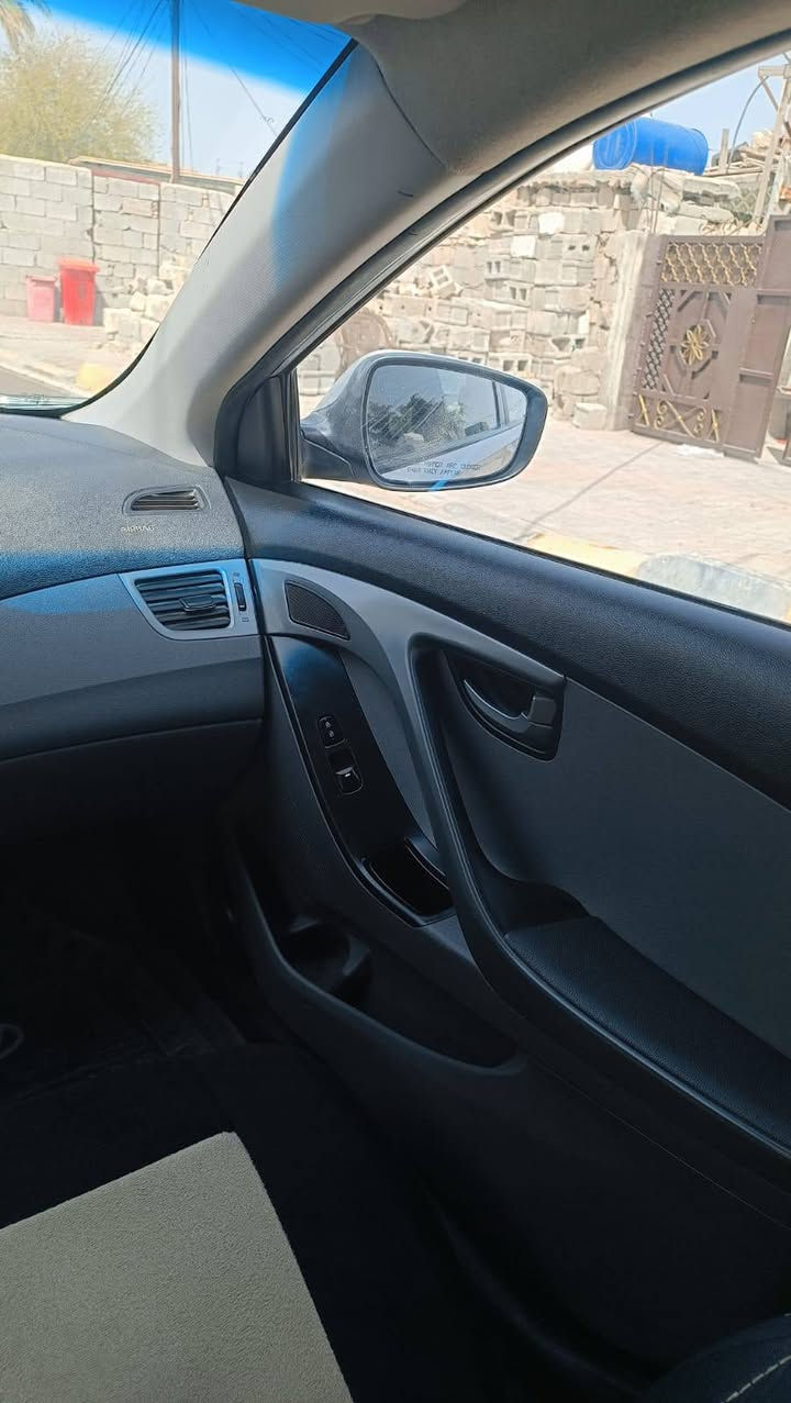 النترة 2016 وراد امريكي
ضرر بنيد وجامرلغ بدون شواصي
سونار وصور الحادث بالمنشور
ماشية 120
محرك وكير مكفولات 
تبريد ثلج وتدفئة شغالة
تخم تاير جديد 
دوشمة جديدة 
السعر 103 وبيه مجال بسيط 
مكاني ديالى خان بني سعد 
***********
