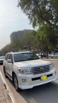 ماشيه 30 الف VXR 2015  07827252780