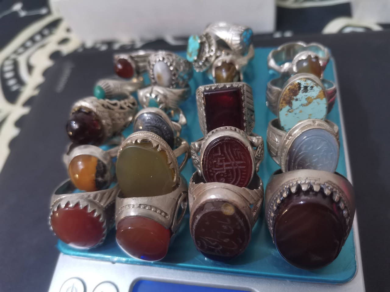 السلام عليكم اخوتي الكرام
خواتم عدد ٢٠ فضه 925
٢٠٣ غرام
مع الحجر
البيع جمله فقط اخوتي
ما ابيع مففففففرد
سعر القطعه ٢٠ الف فقط

للحجز المراسله عل خاص
و اليحجز كون يعرف بلمحابس رجاءآ
........................................
العنوان بغداد الزعفرانيه الكبيسي
لا يوجد توصيل اخوتي


**إذا كنت صاحب هذا الإعلان وتريد حذفه لأي سبب، رجاءا أرسل رسالة إلى الدعم الفني**