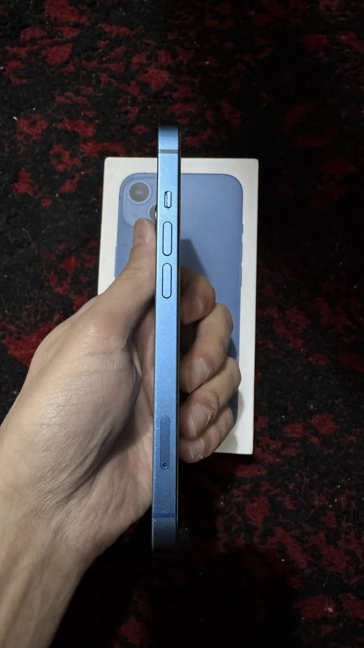 ايفون 13 العادي
بطارية ٧٥ بلادية ذاكرة١٢٨ 
كله نورمال مامفتوح ولا بي اي جلخ 
مع كارتونته وكيبله الاصلي 
٣٩٠ مجال بسيط


**إذا كنت صاحب هذا الإعلان وتريد حذفه لأي سبب، رجاءا أرسل رسالة إلى الدعم الفني**