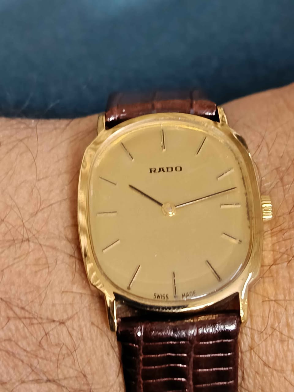 ماركة رادو الفخمة
نصب تكويك 
طلاء ذهب 
دكمة بلادي 
نظافة ممتازة بغداد, العراق


**إذا كنت صاحب هذا الإعلان وتريد حذفه لأي سبب، رجاءا أرسل رسالة إلى الدعم الفني**