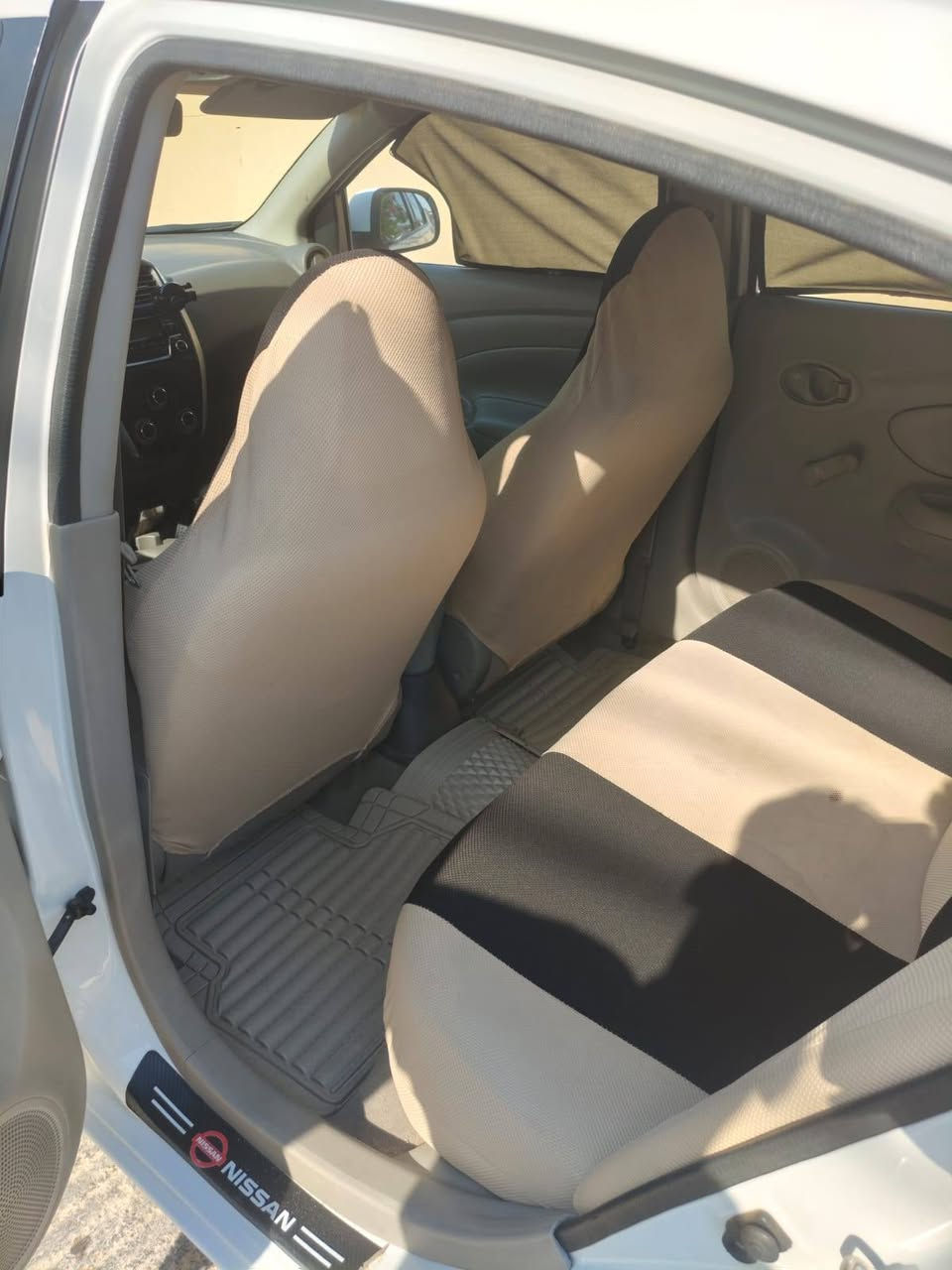 سني نيسان هندي لبليته الزركه موديل ٢٠٢٠  سياره كفاله ما عدى بارد الباب الايمن فقط محرك وكير وتبريد  كله لوك ع وضع الشركه  السعر 107ورقه 

الرقم ***********
